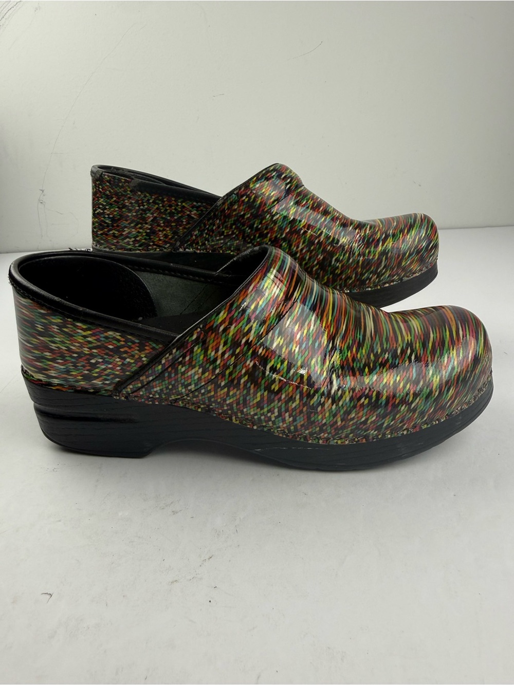 Dansko Womens 39 (US 9) Professional Clog Slip On Pixel Graphic SEE ALL PICS.
